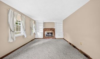 19 Greenleaf St, Billerica, MA 01821