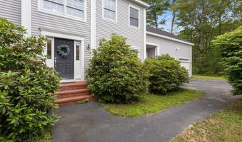 12 Summit Ter, Falmouth, ME 04105