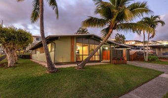 2342 Ahapule St, Pearl City, HI 96782