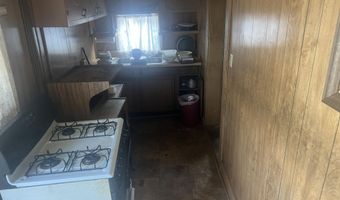 132 W 5th St, Baxter Springs, KS 66713