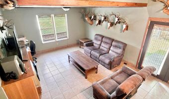 8814 County Rd 400-A, Ava, MO 65608