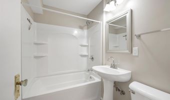 1203 W NORTHLAND Ave, Appleton, WI 54914