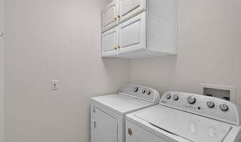3038 Aspen Rd, Ames, IA 50014