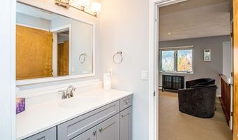 9 Top Notch Rd, Bartlett, NH 03812