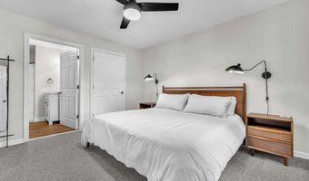 49 Rose St APT 109, Branford, CT 06405