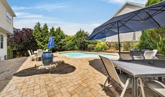 1258 Horsham Way, Apex, NC 27502