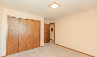 164 Park Pl, Arnolds Park, IA 51331