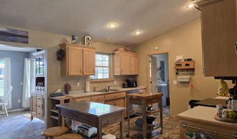514 Guthery St, Ava, MO 65608