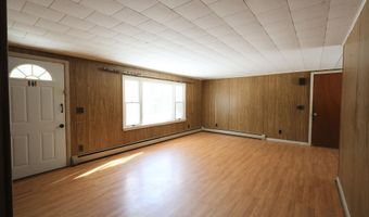 7 Guptill Rd, Belgrade, ME 04917