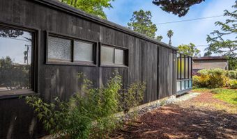 519 Cliff Dr, Aptos, CA 95003