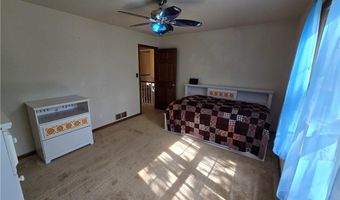 1502 Hillcrest Ct, Atchison, KS 66002