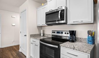1423 Ridge Estates Dr, Athens, TN 37303