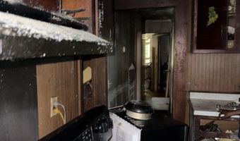 323 Railroad Ave, Branchville, SC 29432