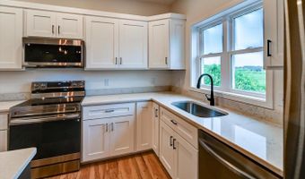 409 Chad Trl, Arlington, WI 53911