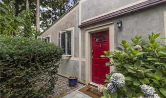 428 Gibbs Ave 4, Newport, RI 02840