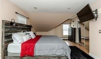 825 Douglas Ave, Providence, RI 02908