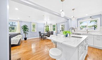 74 Rhinecliff St, Arlington, MA 02476