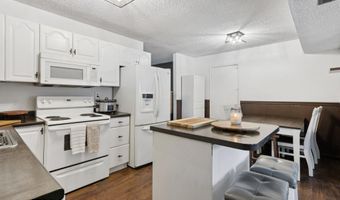 105 Windward Dr, Barnegat, NJ 08005