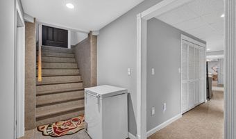 63 Ansel White Dr, Acushnet, MA 02743
