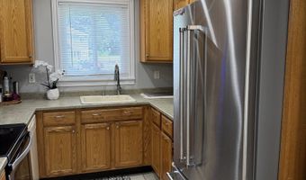 6 Rose Ln 2-15, Danbury, CT 06810