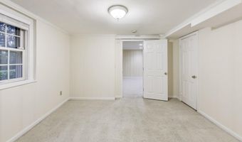 9326 W PARKHILL Dr W, Bethesda, MD 20814