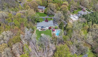 6526 Ada Dr SE, Ada, MI 49301