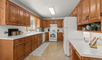 3300 N LAWE St, Appleton, WI 54911