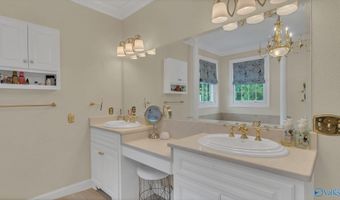 1023 E Main St, Albertville, AL 35951