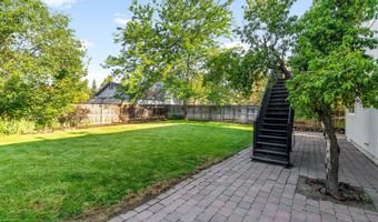 3147 NE Purcell Blvd, Bend, OR 97701