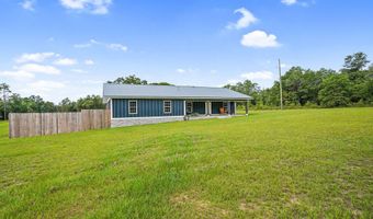 2089 Pike Pond Rd, Alford, FL 32420