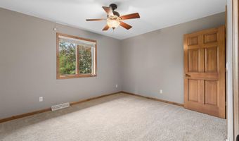 4226 E APPLESEED Dr, Appleton, WI 54913