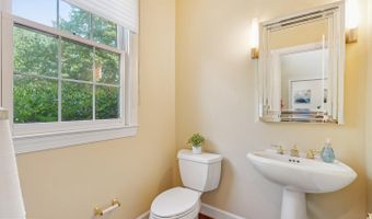 10900 BELLS RIDGE Dr, Potomac, MD 20854