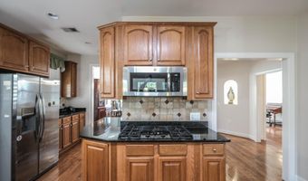 117 HARVESTER Dr, Lake Frederick, VA 22630