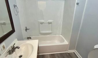 1105 S East St, Benton, AR 72015