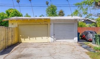 911 N Dos Robles Pl, Alhambra, CA 91801