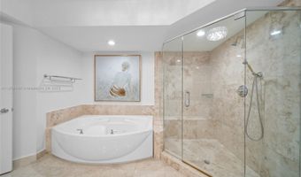 20201 E Country Club Dr 1404, Aventura, FL 33180