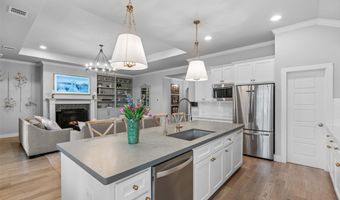660 Lookout Point Ave, Aledo, TX 76008
