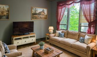 271 Pownal Rd, Auburn, ME 04210