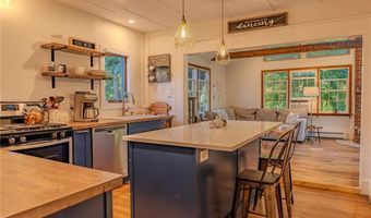 726 Washington St, Coventry, RI 02816