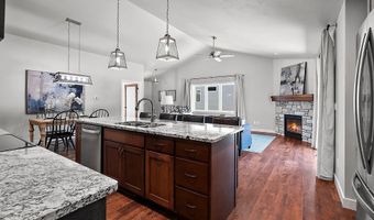 4996 BOXWOOD Ln, Appleton, WI 54913