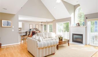 83 Fox Holw 83, Avon, CT 06001