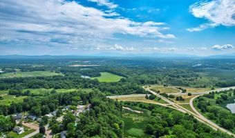 24 Bennington Ct, Burlington, VT 05408