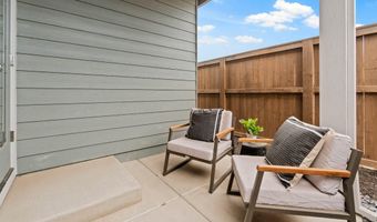 21640 SE Fuji Dr, Bend, OR 97702