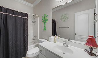 12 Hoyer Ln, Bella Vista, AR 72714