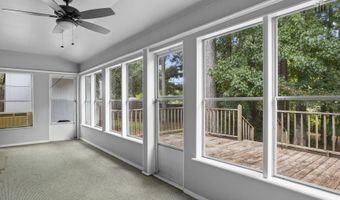 207 Meadowview Ln, Brandon, MS 39047