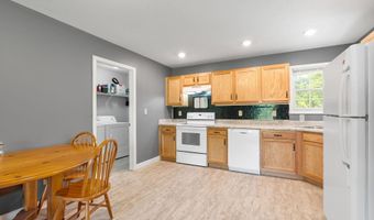 1354 E River Rd, Attica, IN 47918