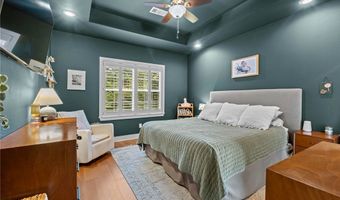 68 Elizabeth Dr, Bella Vista, AR 72715