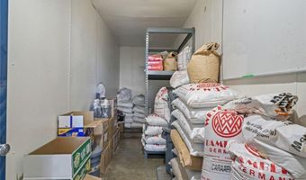 2405 4th St NW, Austin, MN 55912