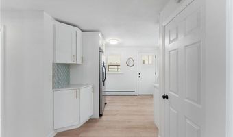 153 Vineyard Ave, Cumberland, RI 02864
