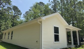7068 Walthall St, Bay St. Louis, MS 39520
